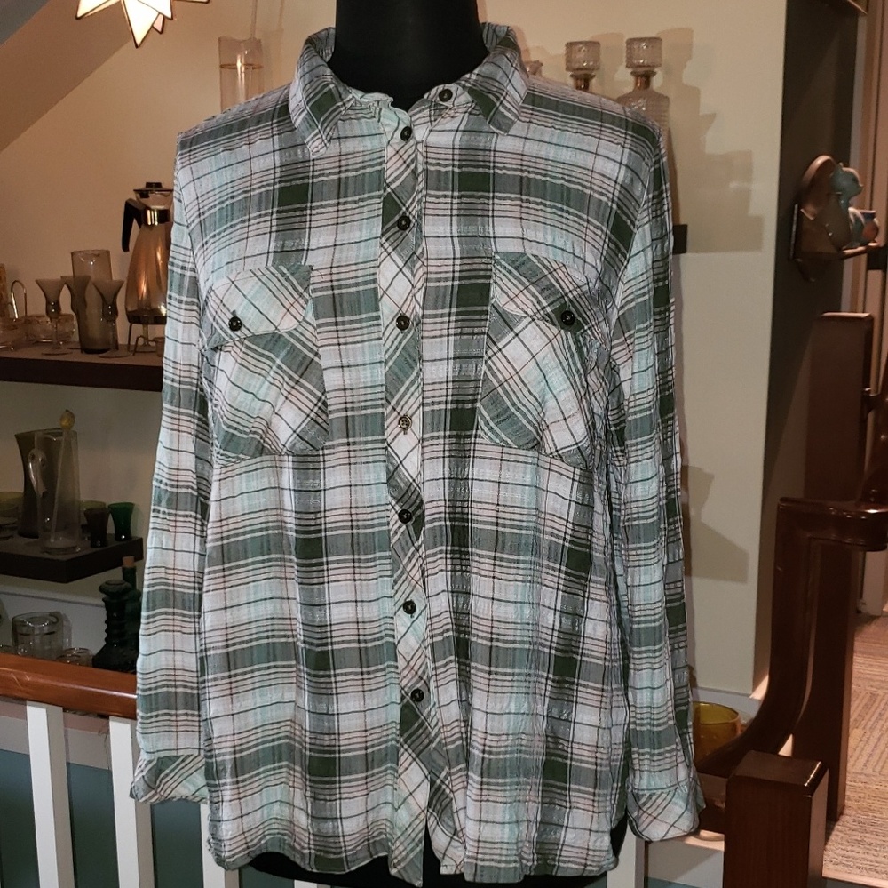 Love and Legend Seersucker Green And Pink Women Plaid Shirt